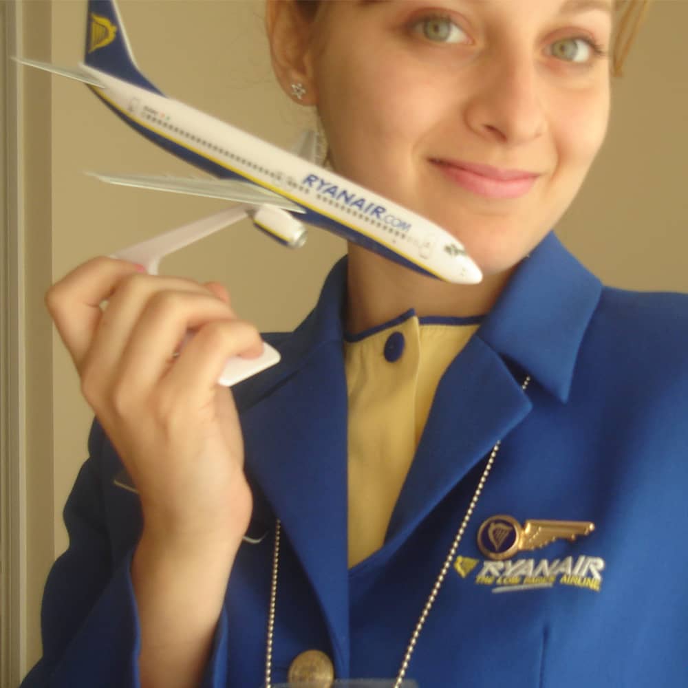 Milena assistente di volo ryanair